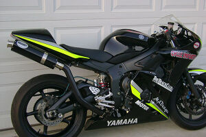 Yamaha R6